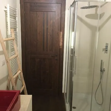 Il Casale Di Laura Montecosaro (Marche)